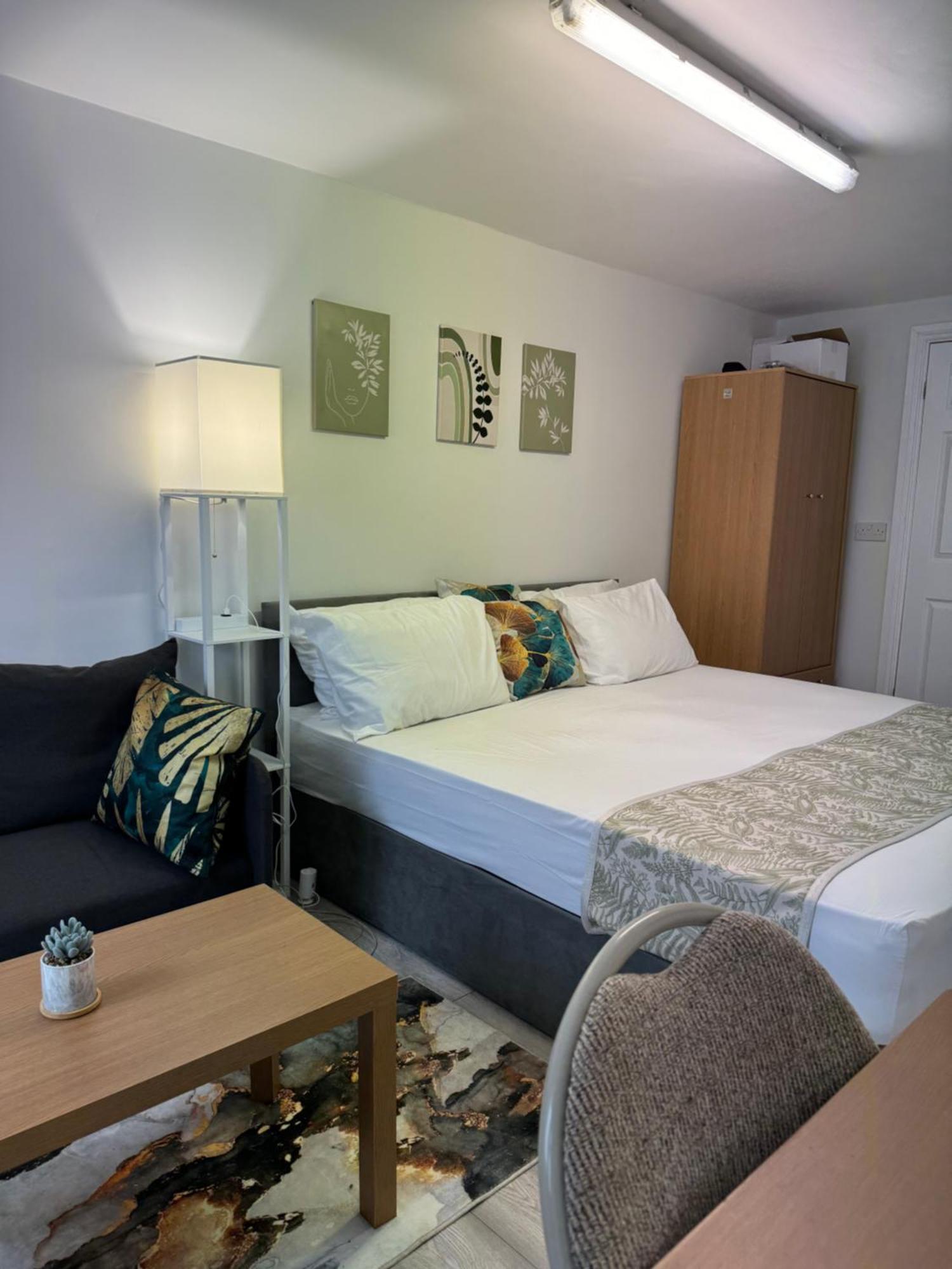 Posh Executive Studio London Thamesmead  Eksteriør bilde