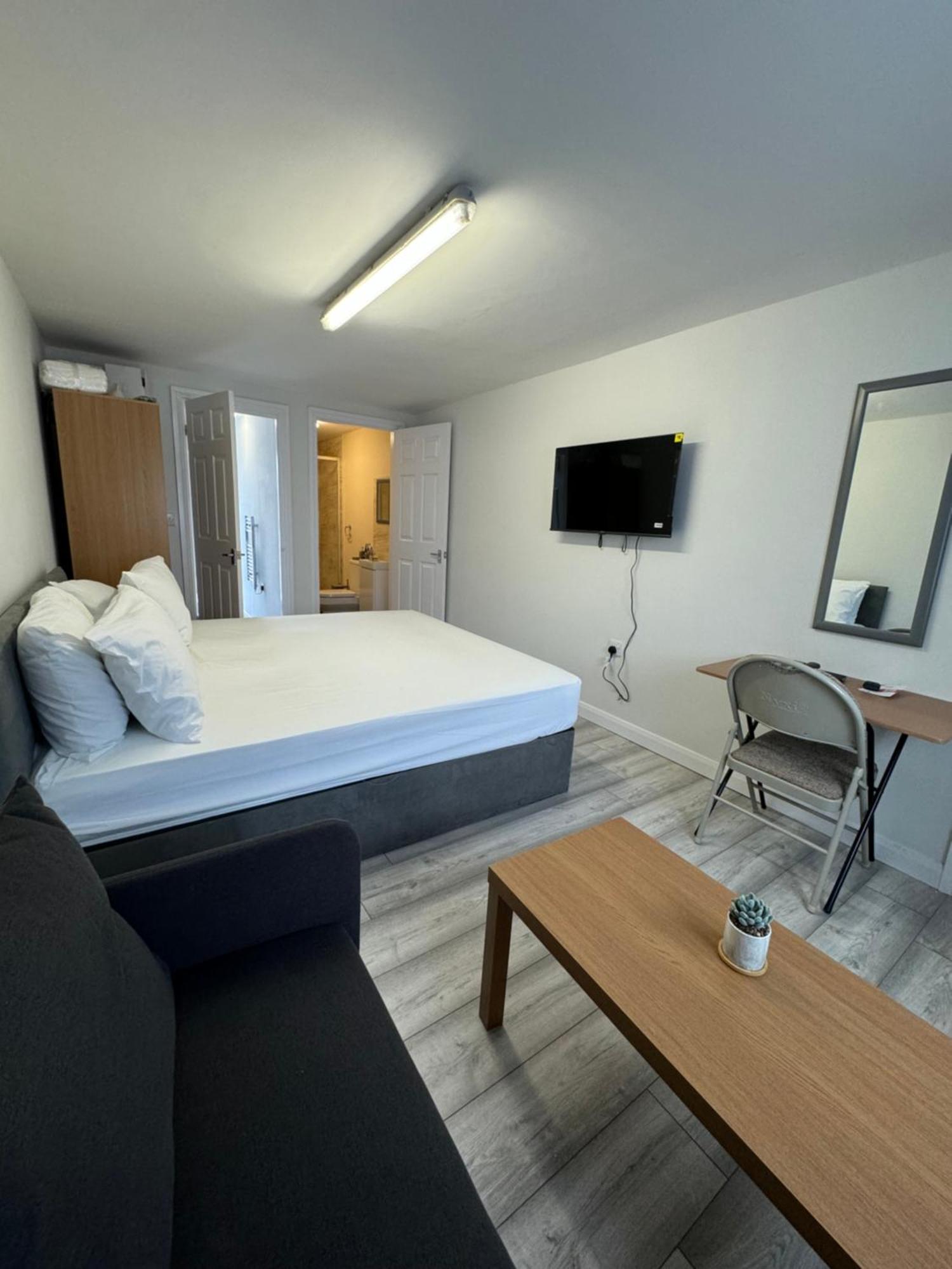 Posh Executive Studio London Thamesmead  Eksteriør bilde
